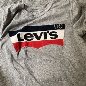 Levi’s brand gray t shirt